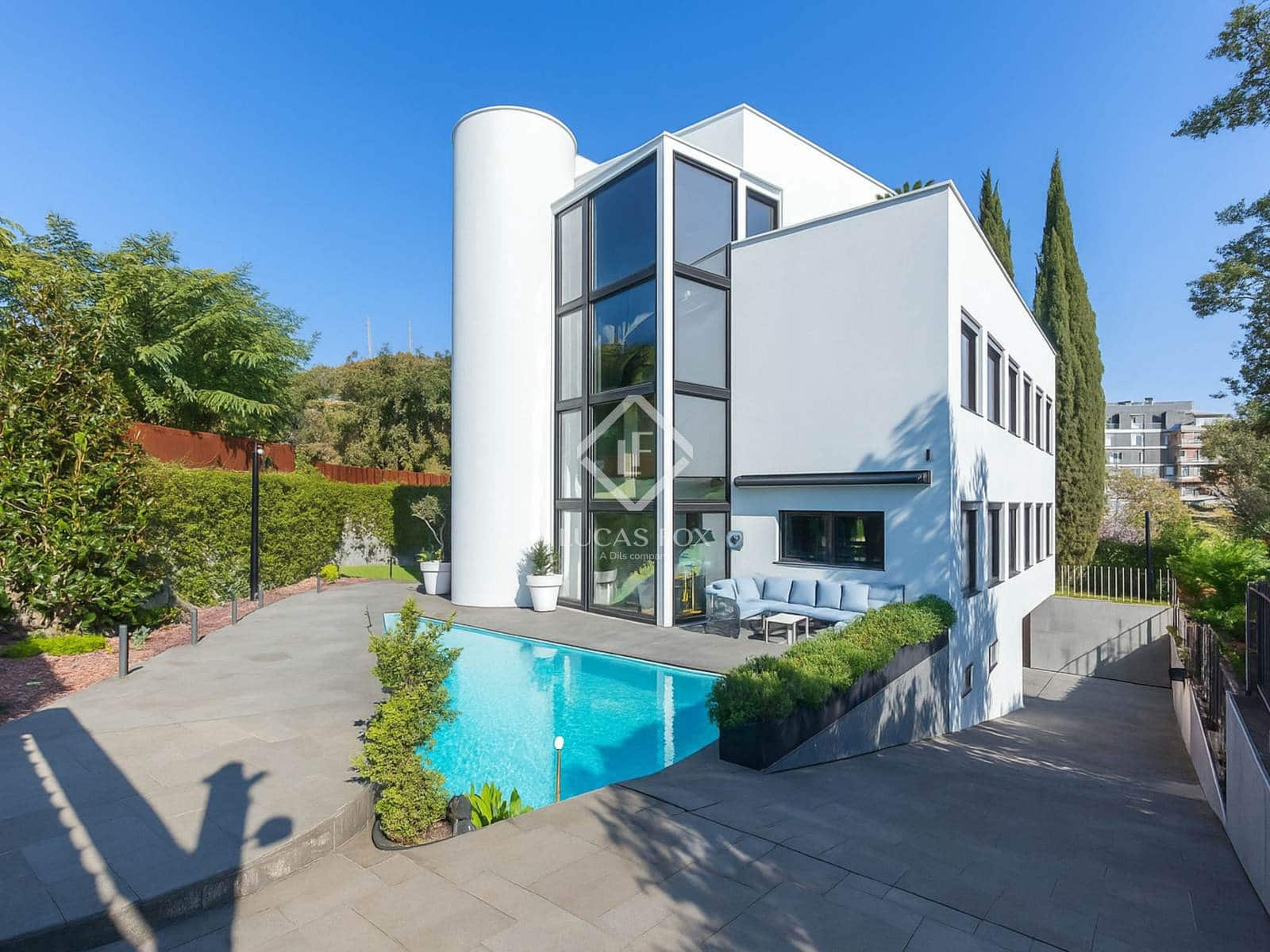 4 soveværelse Villa til salg i Esplugues de Llobregat med swimmingpool garage - € 3.975.000 (Ref: 8910589)