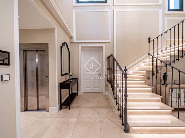 6 Zimmer Villa zu verkaufen in Benahavís - 3.650.000 € (Ref: 8912179)