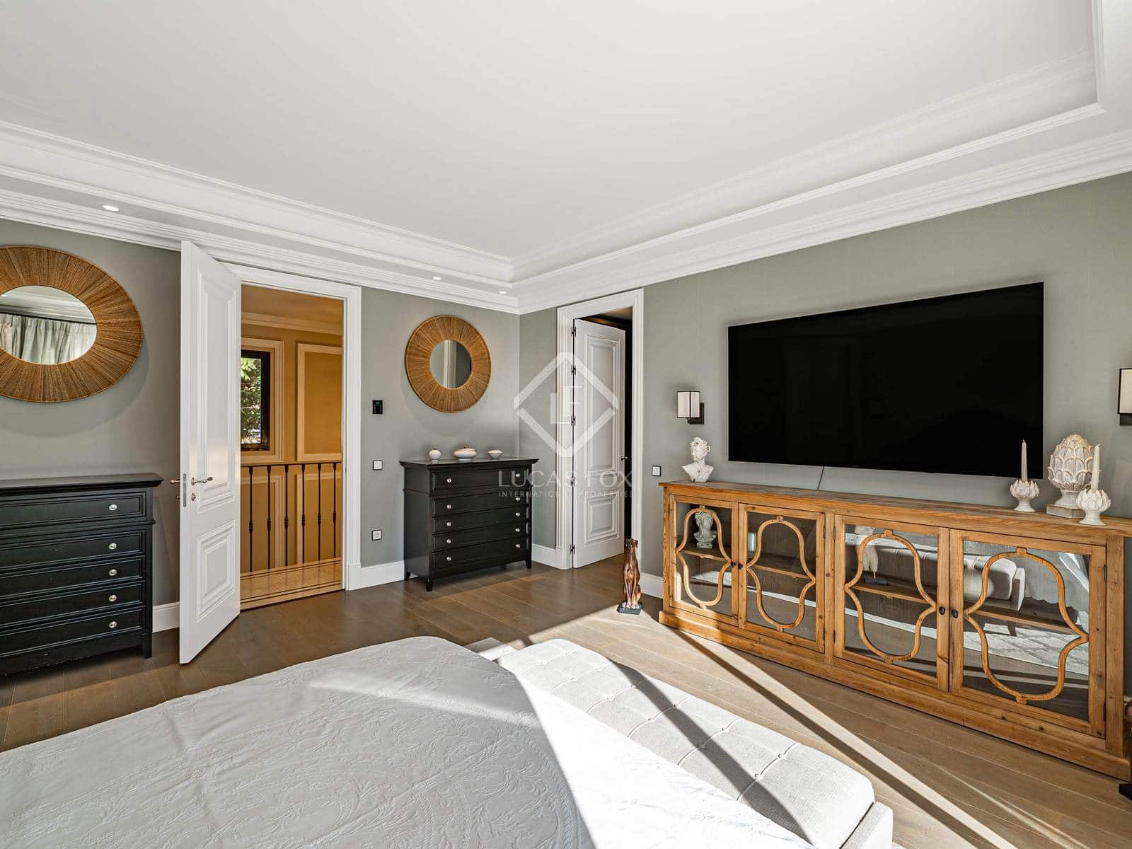 6 Zimmer Villa zu verkaufen in Benahavis - 3.650.000 € (Ref: 8912179)