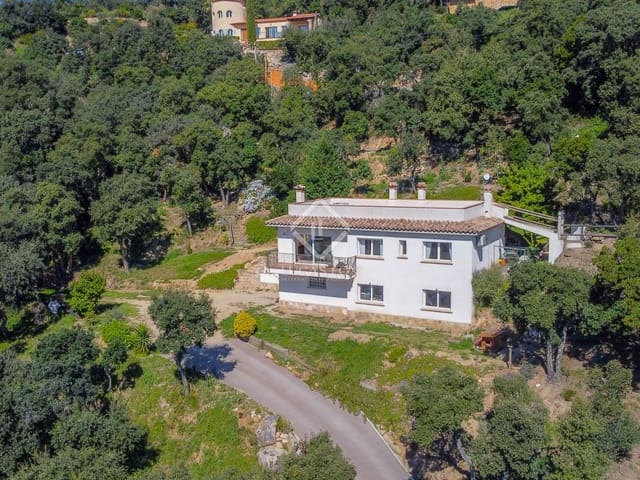 3 Zimmer Villa zu verkaufen in Santa Cristina d'Aro mit Garage - 450.000 € (Ref: 8912182)