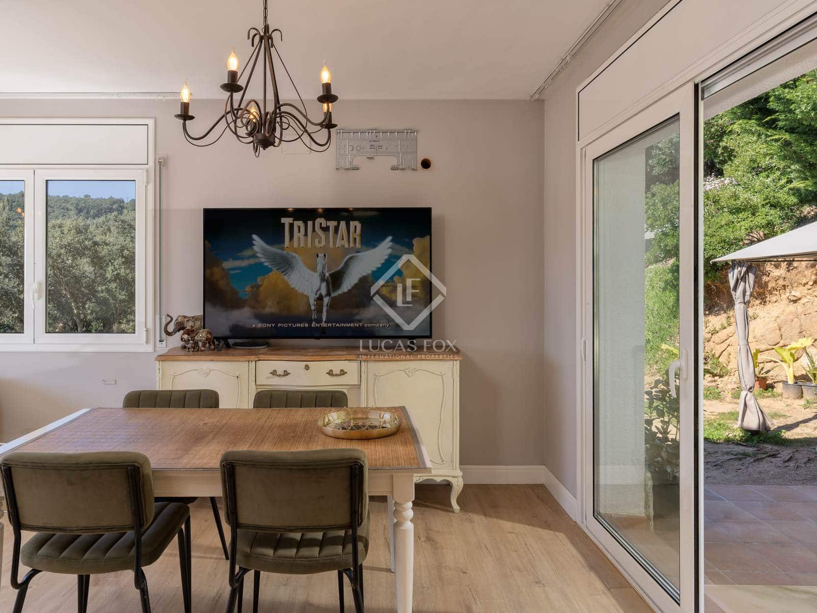 3 soveværelse Villa til salg i Santa Cristina d'Aro med garage - € 475.000 (Ref: 8912182)