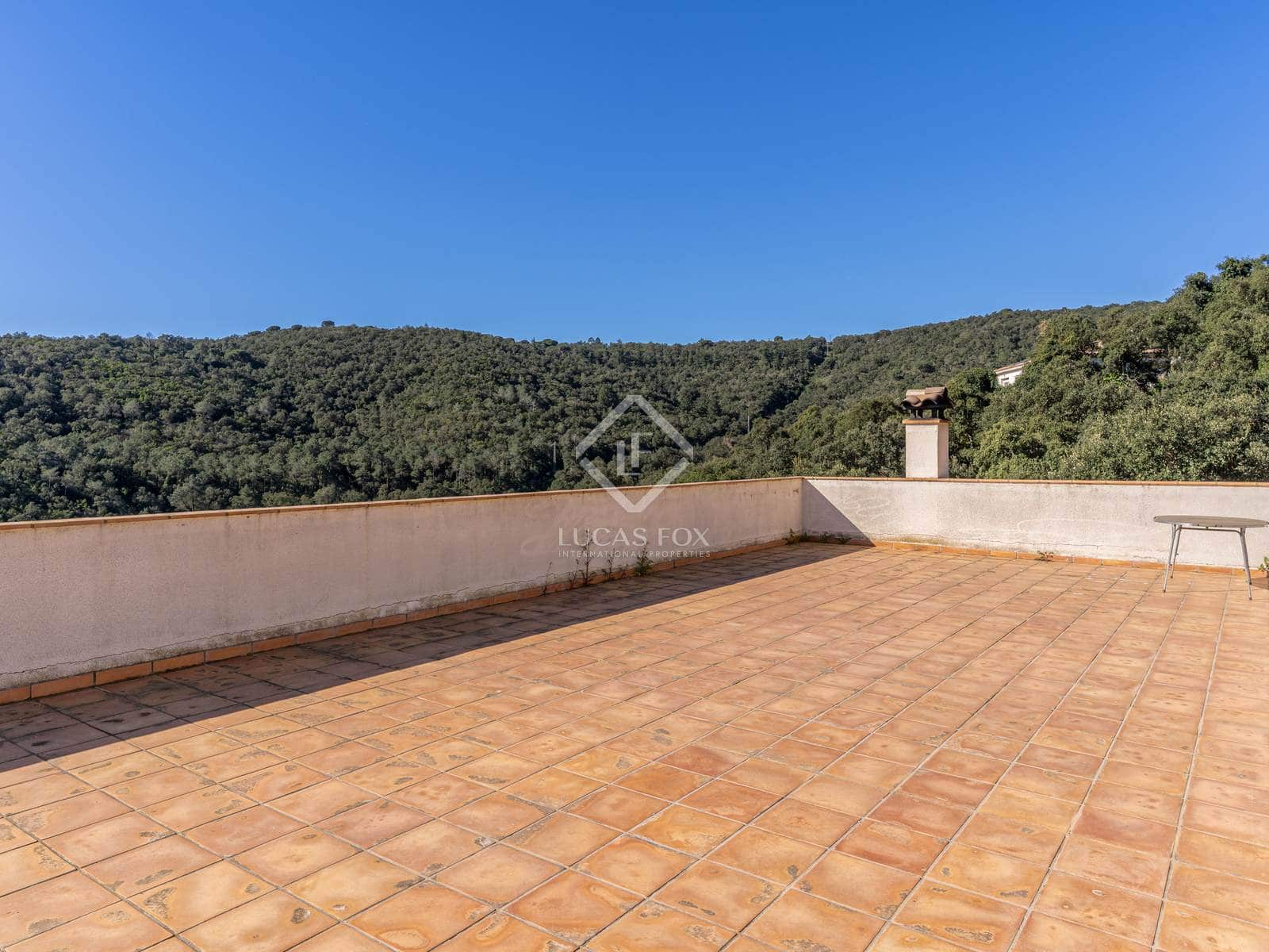 3 soveværelse Villa til salg i Santa Cristina d'Aro med garage - € 475.000 (Ref: 8912182)