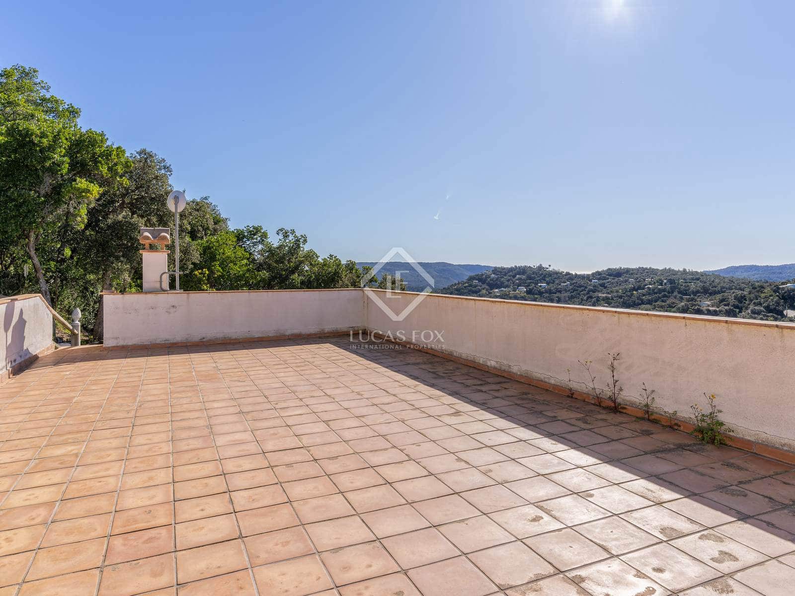 3 soveværelse Villa til salg i Santa Cristina d'Aro med garage - € 475.000 (Ref: 8912182)