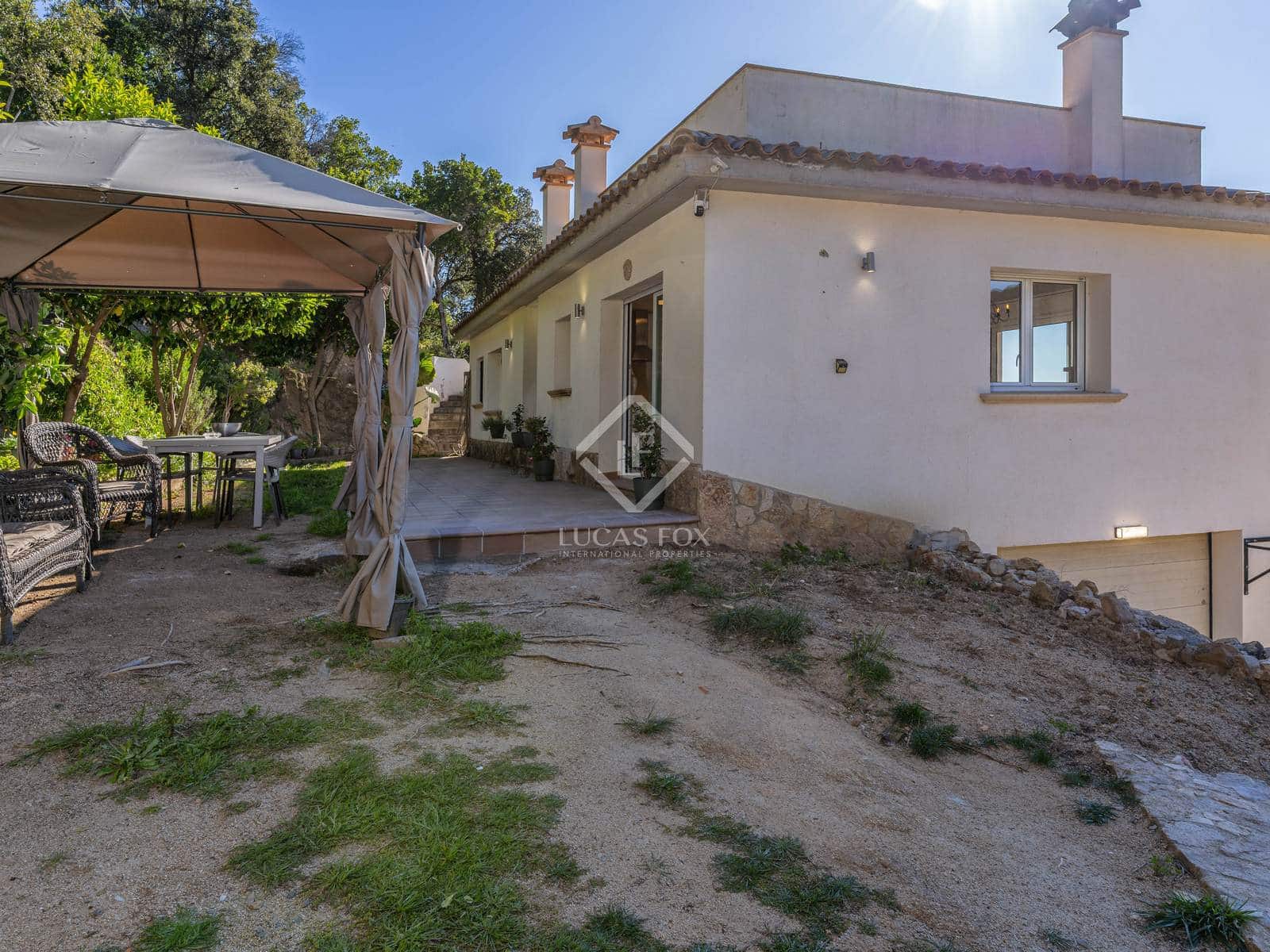 3 soveværelse Villa til salg i Santa Cristina d'Aro med garage - € 475.000 (Ref: 8912182)