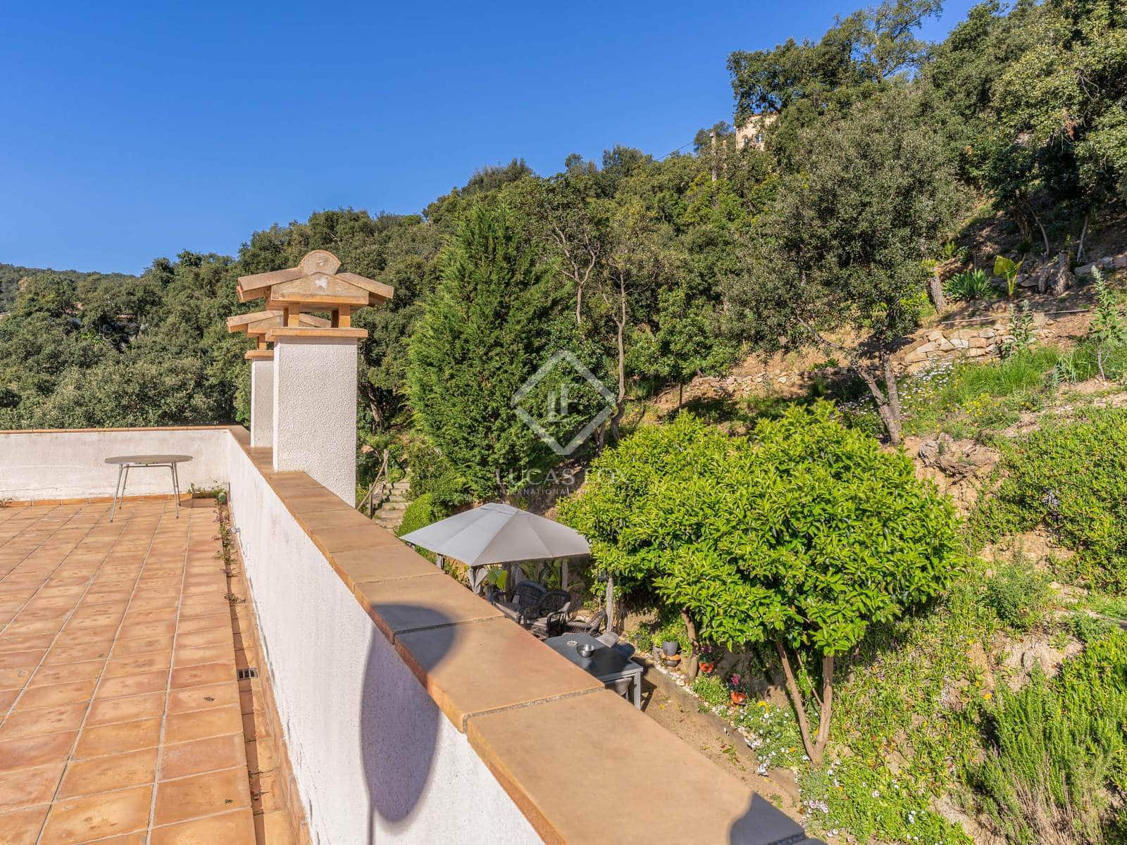 3 soveværelse Villa til salg i Santa Cristina d'Aro med garage - € 475.000 (Ref: 8912182)