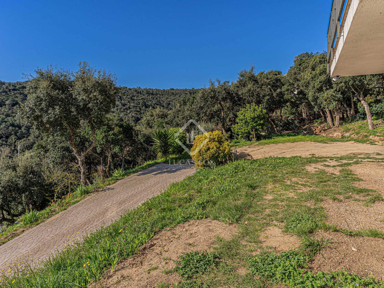 3 soveværelse Villa til salg i Santa Cristina d'Aro med garage - € 475.000 (Ref: 8912182)