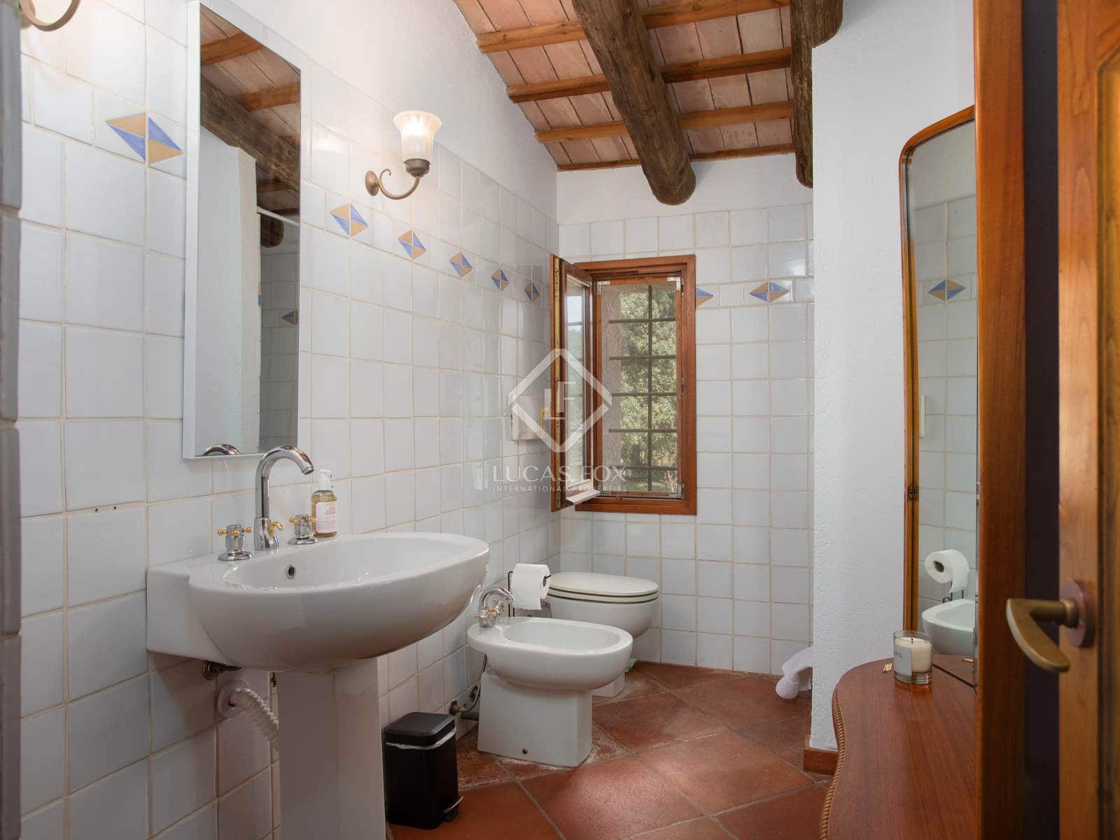 3 soveværelse Finca/Landehus til salg i Esponella med swimmingpool - € 1.290.000 (Ref: 8912278)