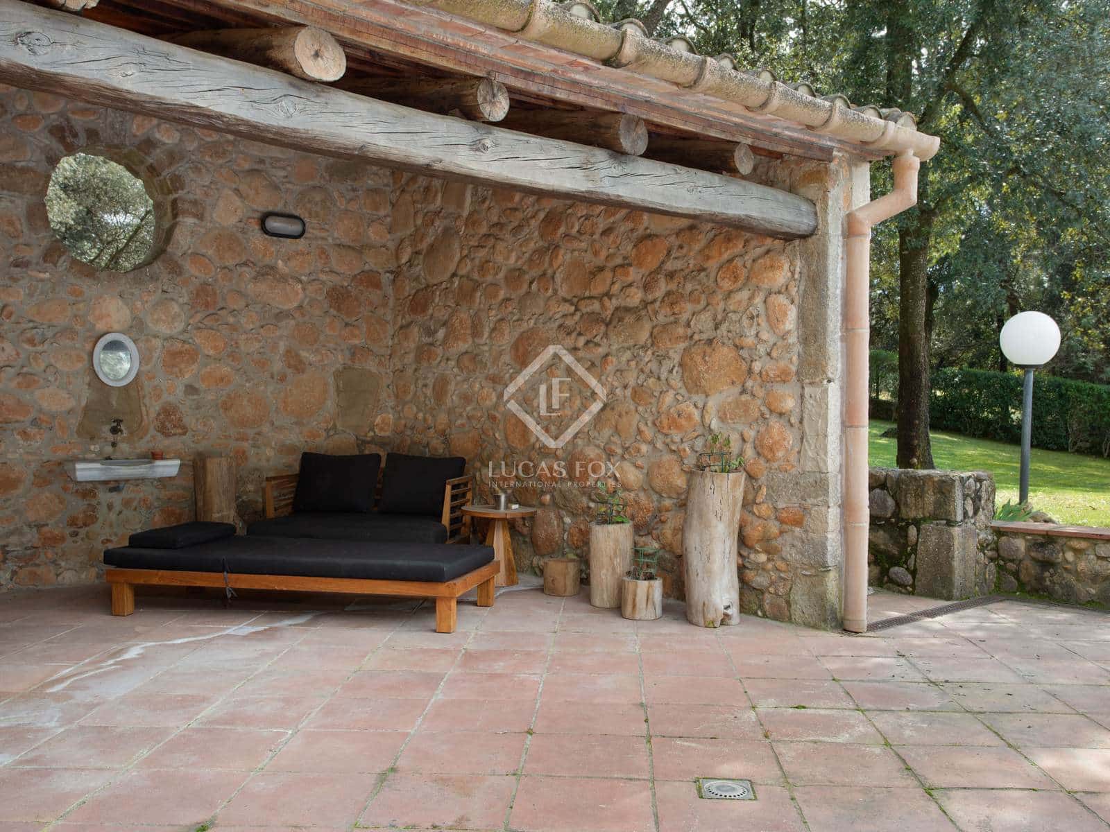 3 soveværelse Finca/Landehus til salg i Esponella med swimmingpool - € 1.290.000 (Ref: 8912278)