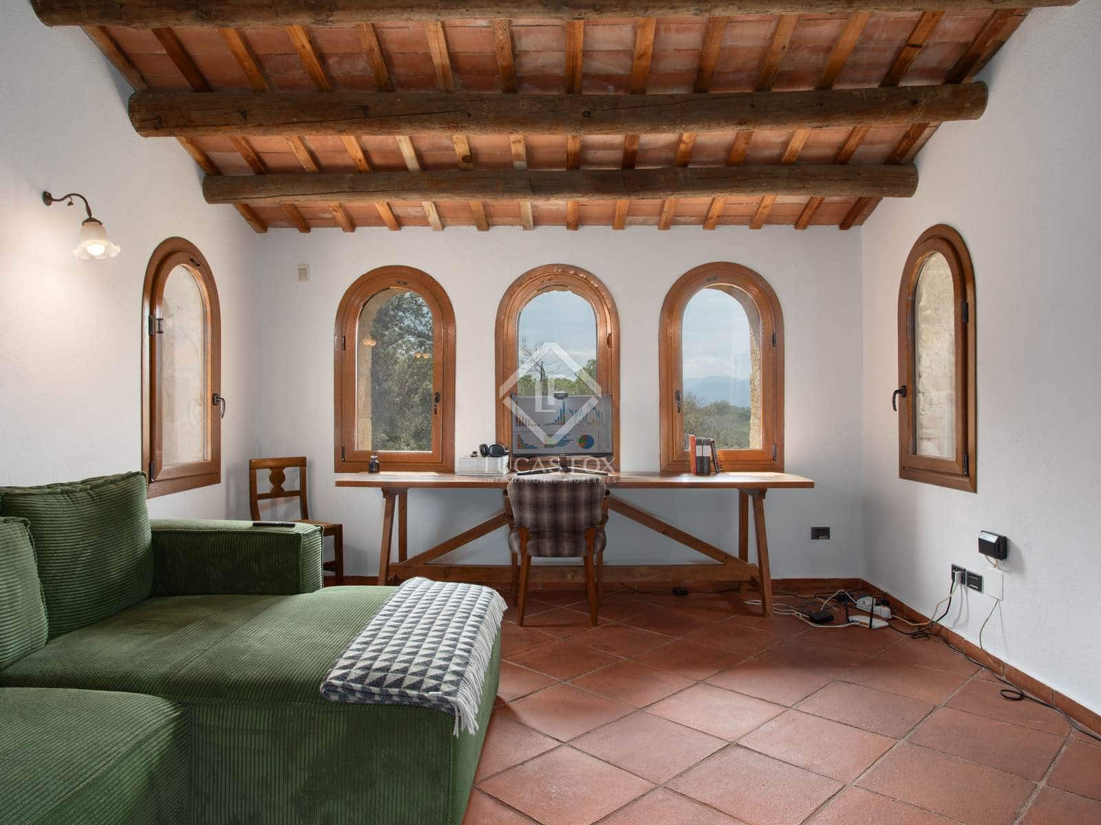 3 soveværelse Finca/Landehus til salg i Esponella med swimmingpool - € 1.290.000 (Ref: 8912278)