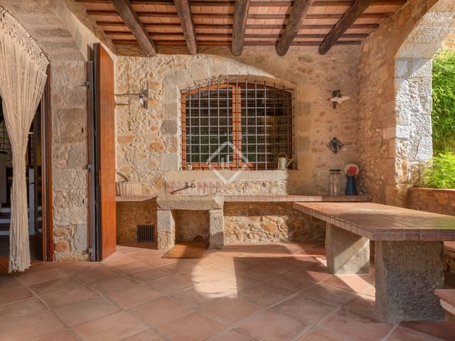 3 quarto Quinta/Casa Rural para venda em Esponellà com piscina - 1 290 000 € (Ref: 8912278)