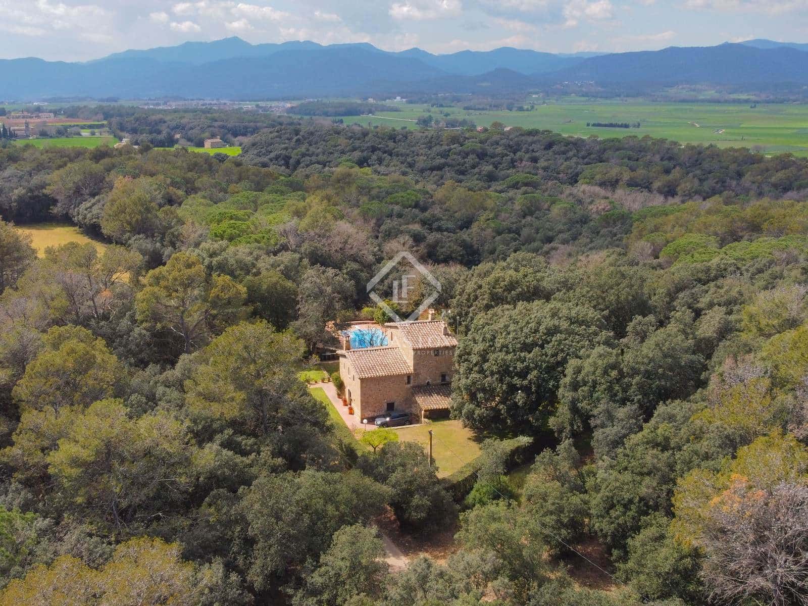 3 soveværelse Finca/Landehus til salg i Esponella med swimmingpool - € 1.290.000 (Ref: 8912278)