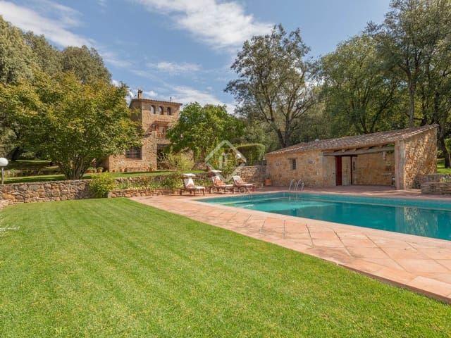 Finca/Casa Rural de 3 habitaciones en Esponellà en venta con piscina - 1.290.000 € (Ref: 8912278)