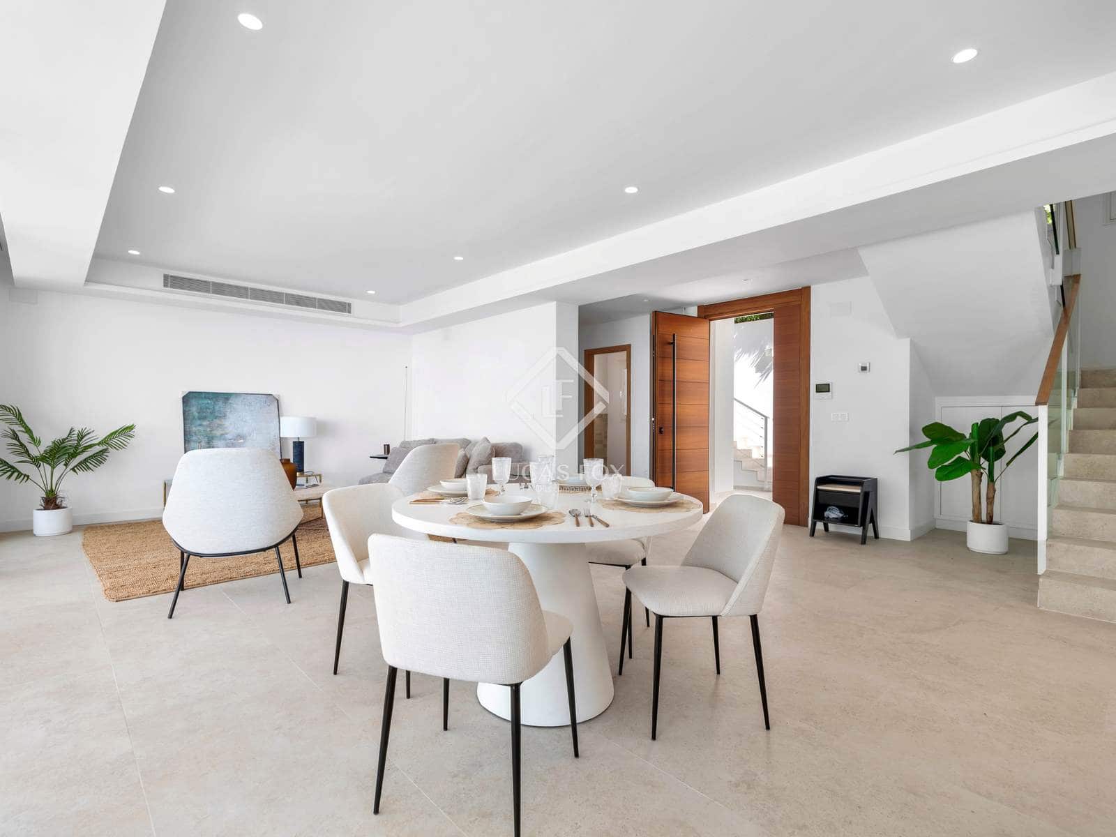 3 bedroom Villa for sale in Altea with pool garage - € 1,500,000 (Ref: 8912439)