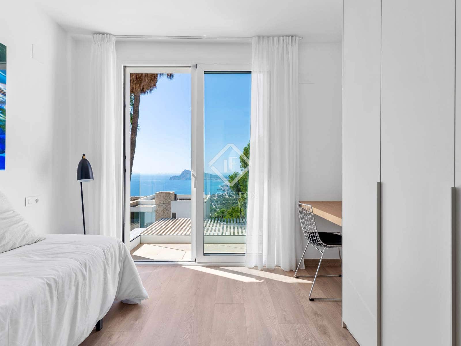 3 bedroom Villa for sale in Altea with pool garage - € 1,500,000 (Ref: 8912439)