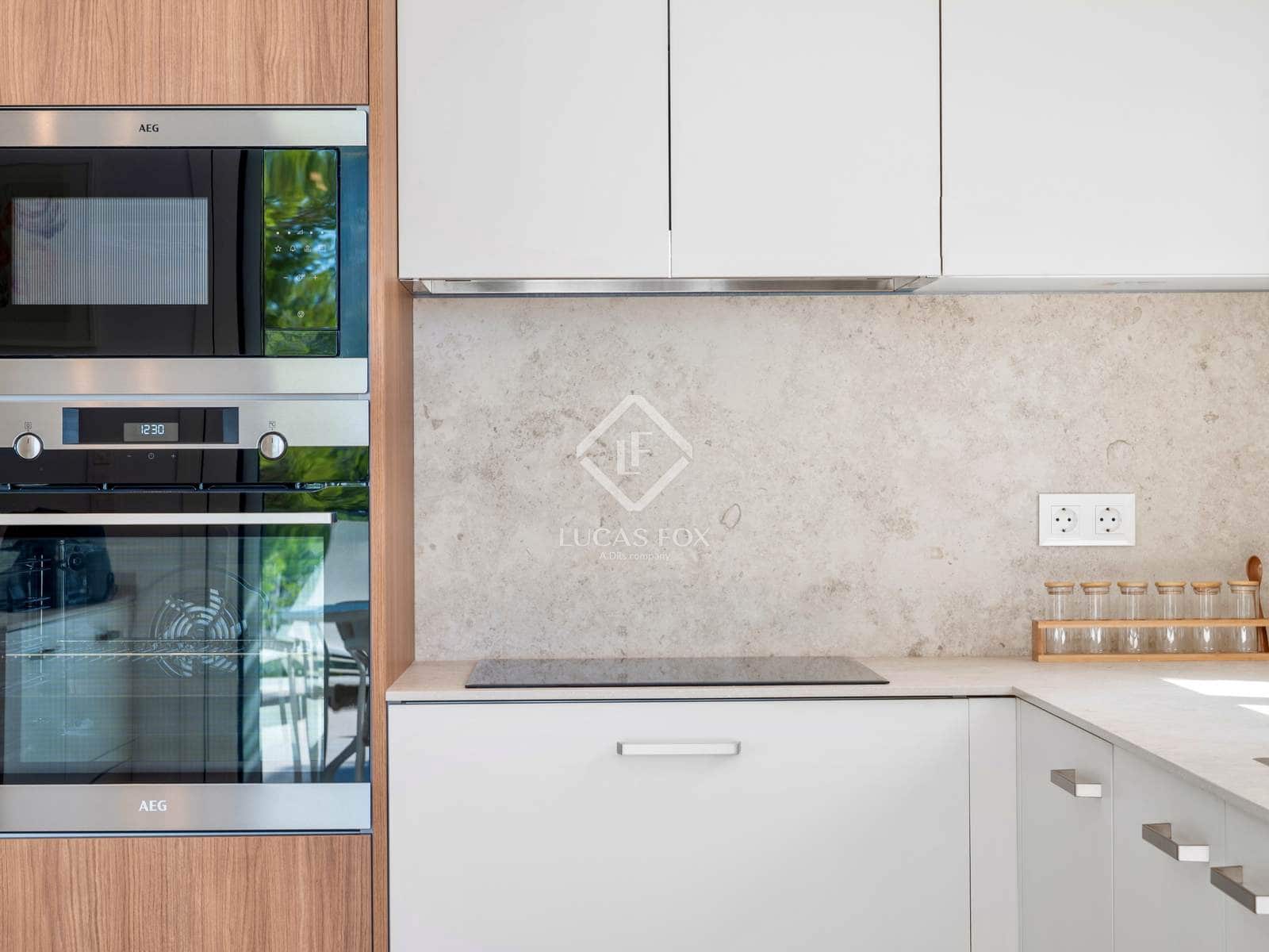 3 bedroom Villa for sale in Altea with pool garage - € 1,500,000 (Ref: 8912439)