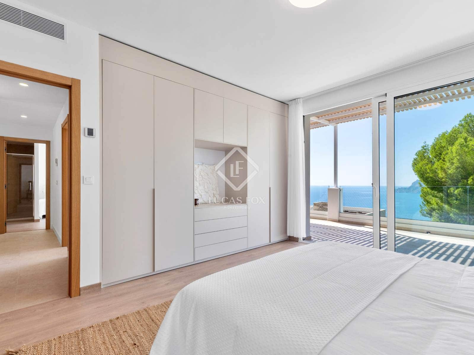 3 bedroom Villa for sale in Altea with pool garage - € 1,500,000 (Ref: 8912439)