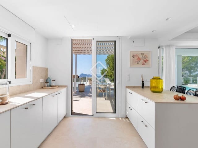 3 makuuhuone Huvila myytävänä paikassa Altea mukana uima-altaan 
autotalli - 1 500 000 € (Ref: 8912439)