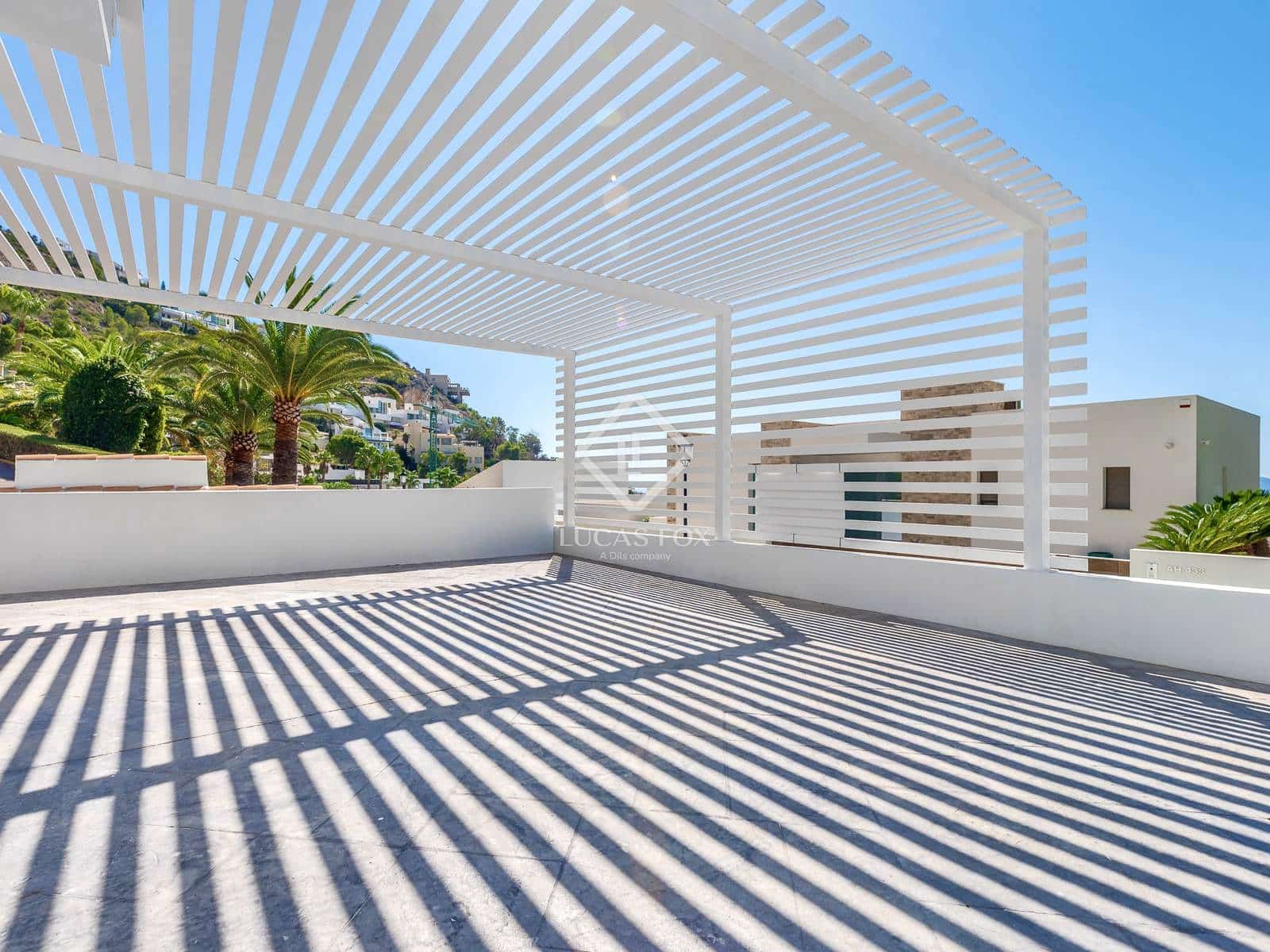 3 bedroom Villa for sale in Altea with pool garage - € 1,500,000 (Ref: 8912439)