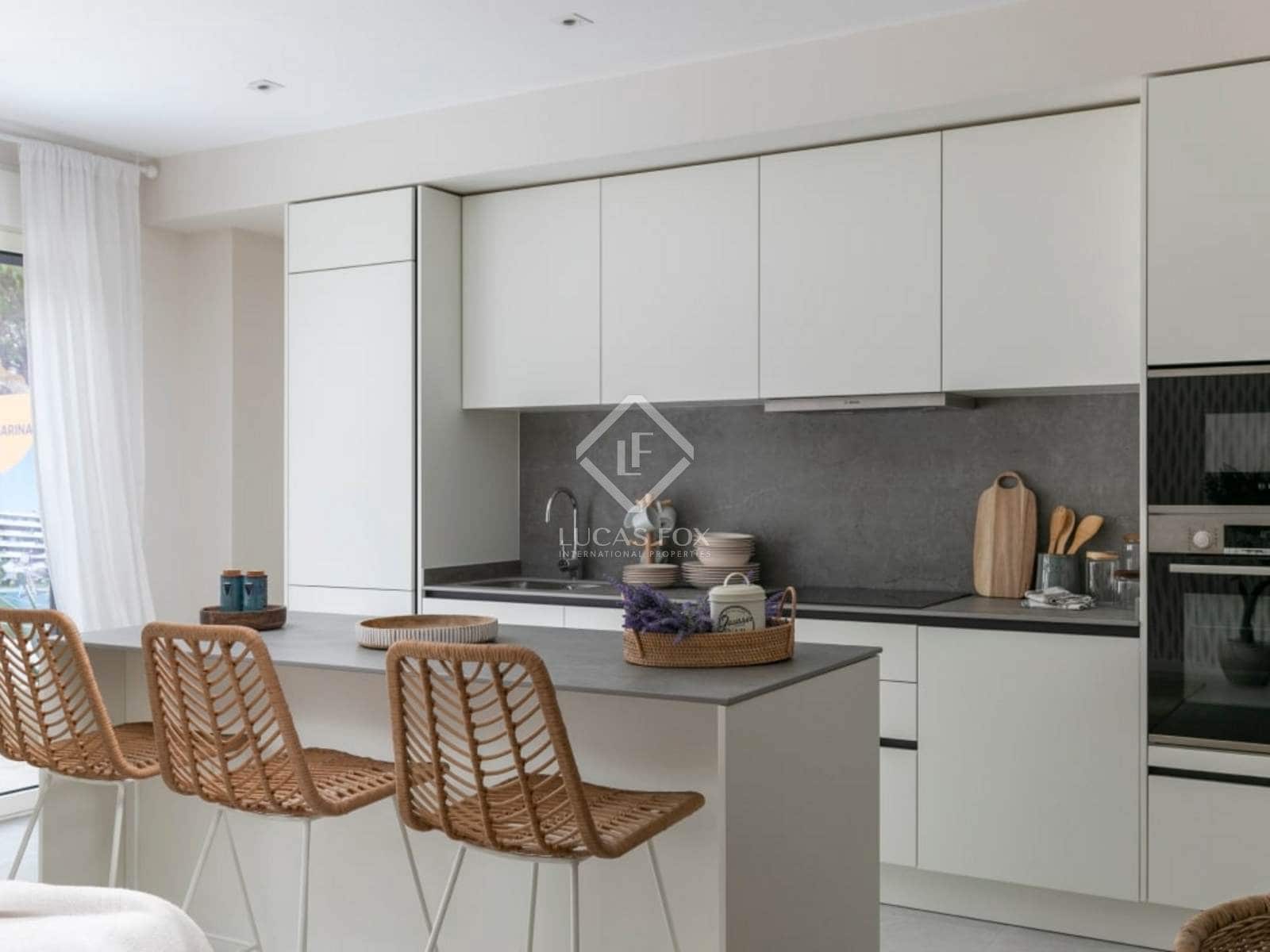 3 soverom Penthouse til salgs i Ibiza by med svømmebasseng garasje - € 800 700 (Ref: 8912441)