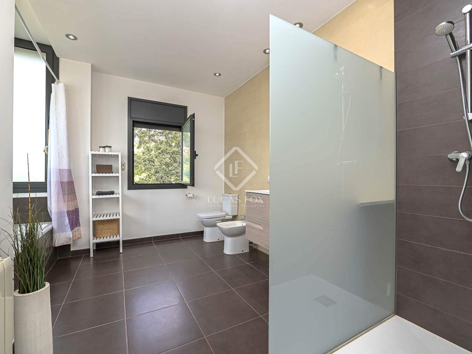 4 camera da letto Villa in vendita in Castell-Platja d'Aro - 1.100.000 € (Rif: 8912442)