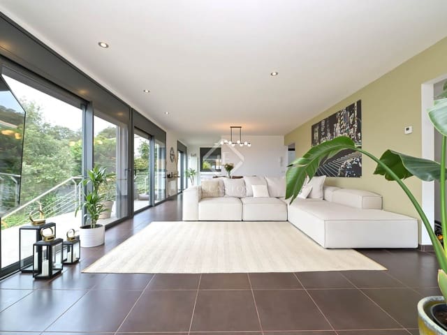 4 camera da letto Villa in vendita in Castell-Platja d'Aro - 1.100.000 € (Rif: 8912442)