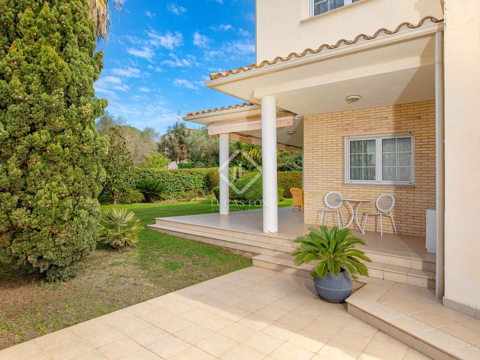 4 sovrum Villa till salu i Platja d'Aro med pool garage - 1 250 000 € (Ref: 8914325)