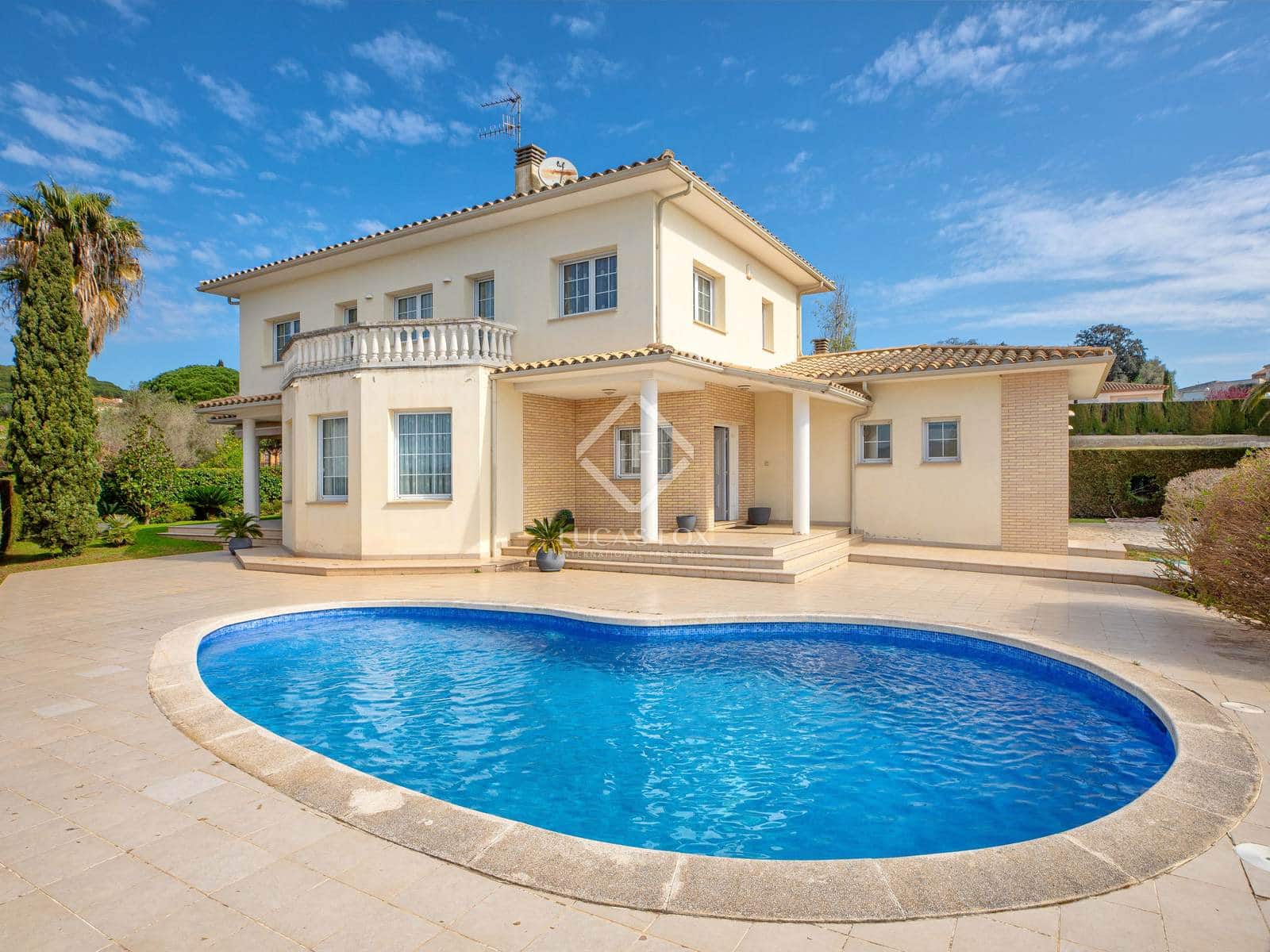 4 sovrum Villa till salu i Platja d'Aro med pool garage - 1 250 000 € (Ref: 8914325)