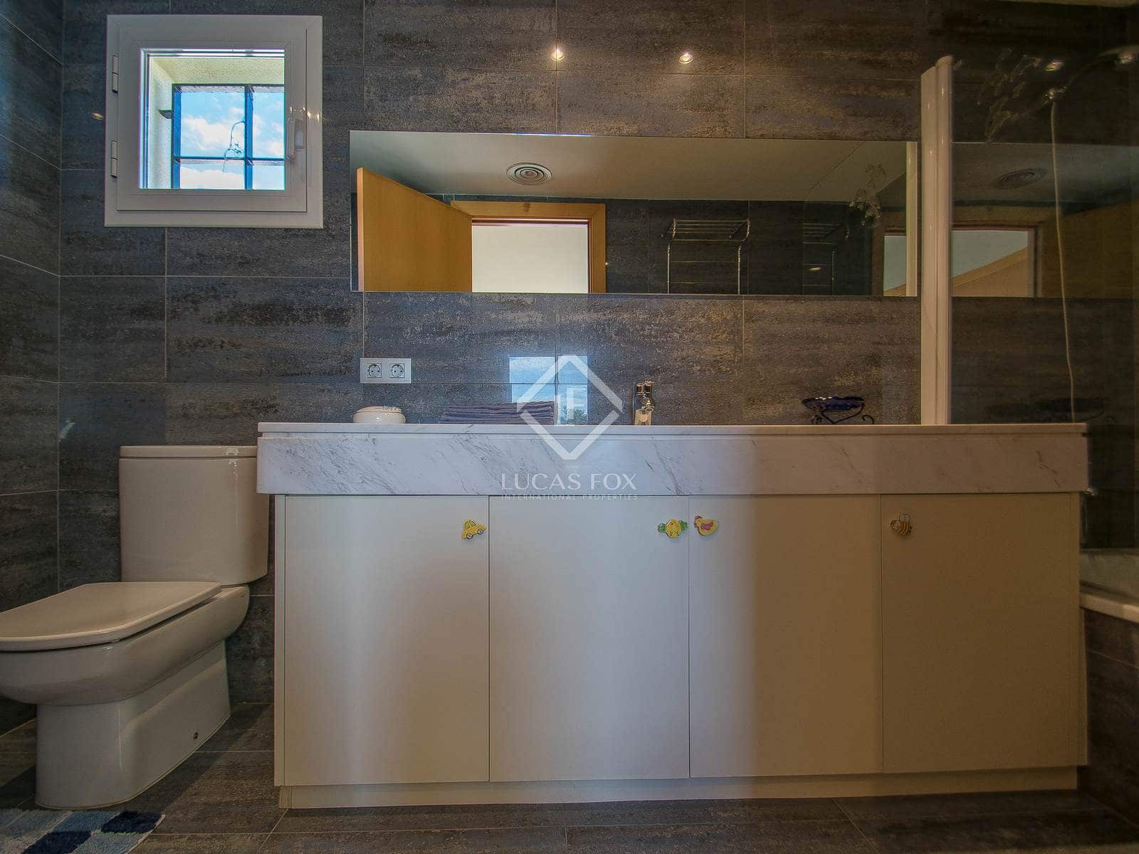 4 soveværelse Villa til salg i Sant Feliu de Guixols med swimmingpool garage - € 1.595.000 (Ref: 8914326)