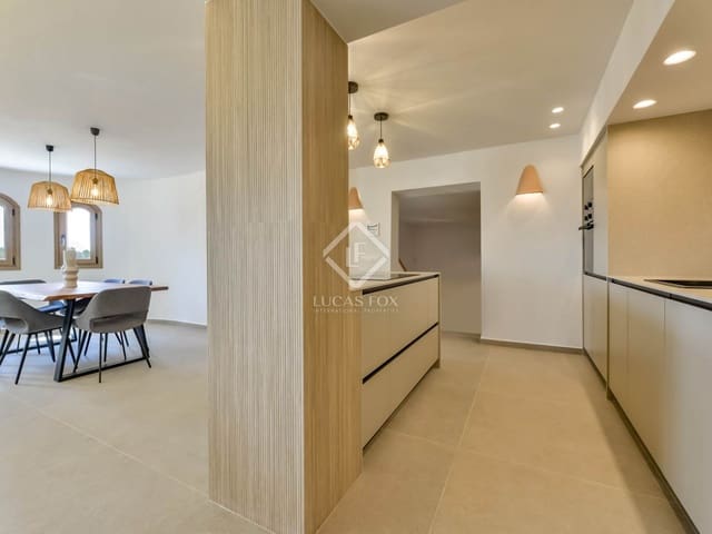 5 Zimmer Villa zu verkaufen in Altea mit Pool Garage - 1.495.000 € (Ref: 8914574)