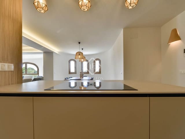 5 Zimmer Villa zu verkaufen in Altea mit Pool Garage - 1.495.000 € (Ref: 8914574)