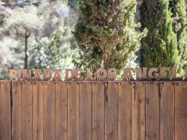 3 makuuhuone Huvila myytävänä paikassa Javea / Xàbia mukana 
autotalli - 1 790 000 € (Ref: 8916856)