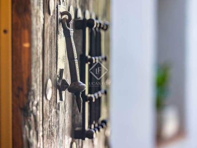 3 makuuhuone Huvila myytävänä paikassa Javea / Xàbia mukana 
autotalli - 1 790 000 € (Ref: 8916856)