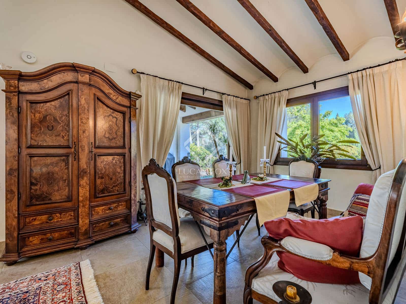 3 bedroom Villa for sale in Javea / Xabia with garage - € 1,790,000 (Ref: 8916856)