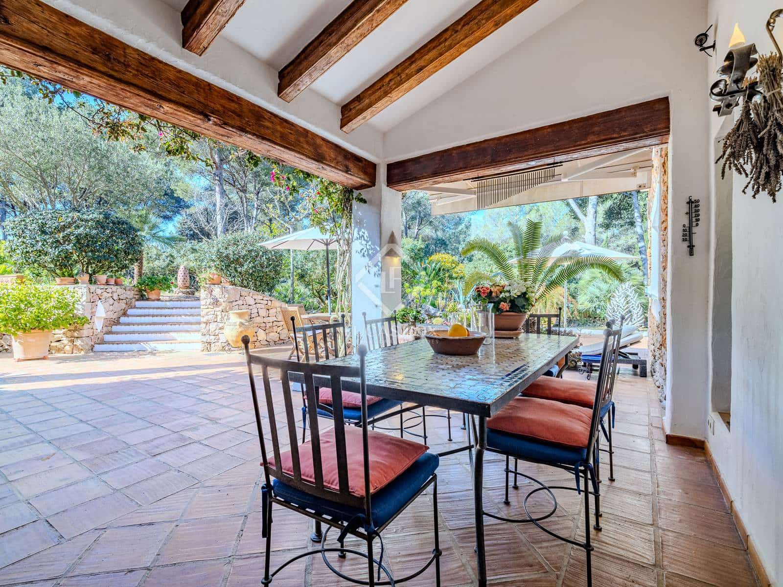 3 bedroom Villa for sale in Javea / Xabia with garage - € 1,790,000 (Ref: 8916856)