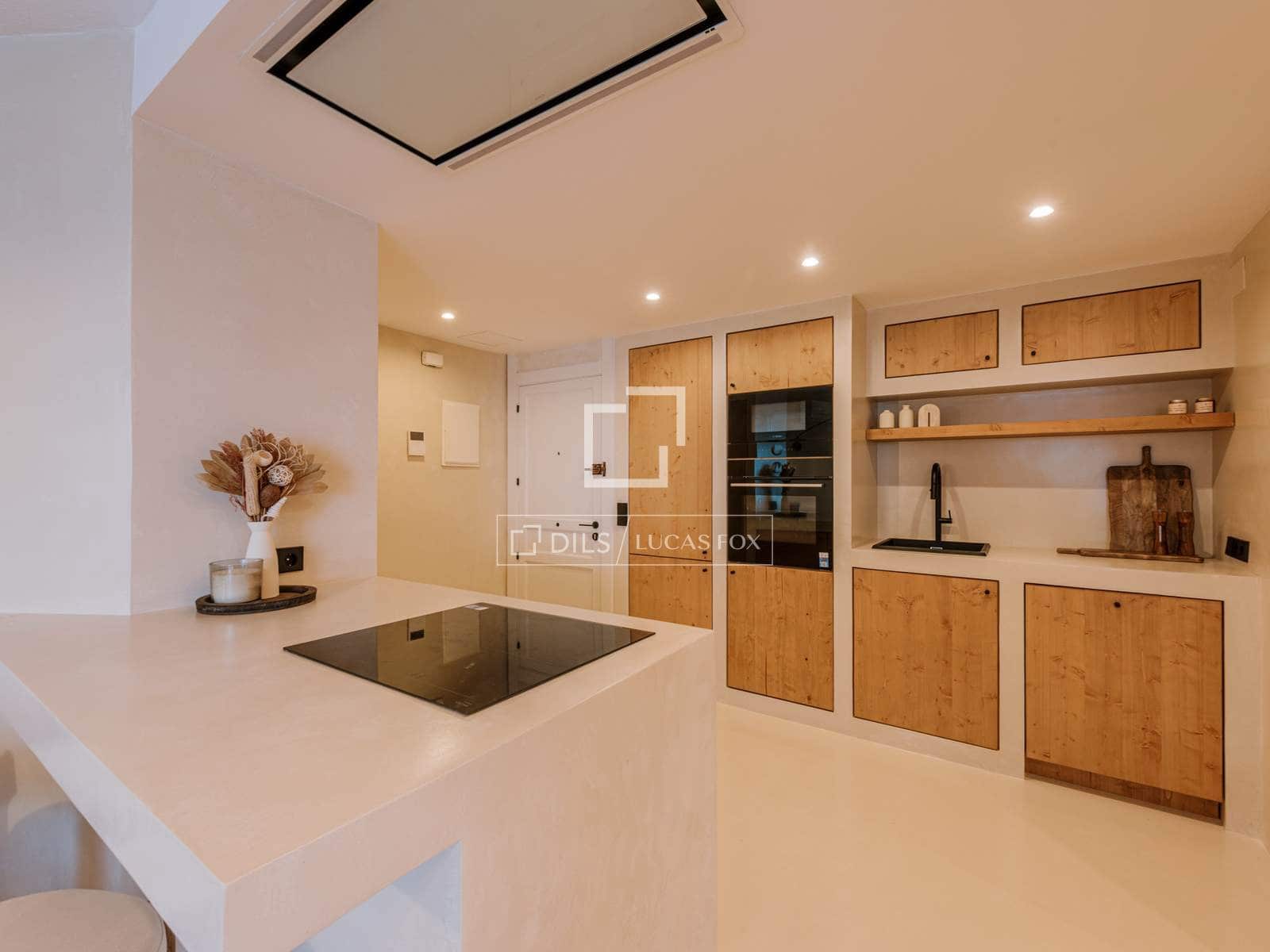 2 bedroom Apartment for sale in Ibiza / Eivissa town - € 840,000 (Ref: 8916857)