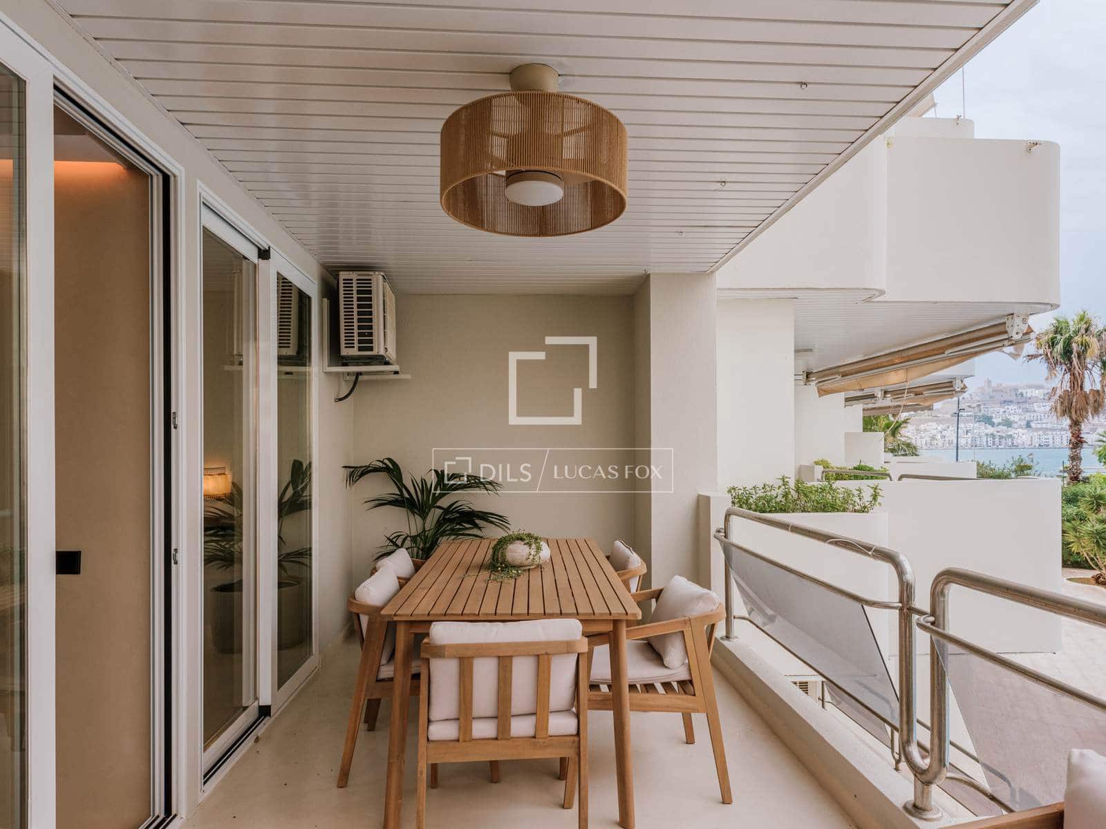 2 bedroom Apartment for sale in Ibiza / Eivissa town - € 840,000 (Ref: 8916857)