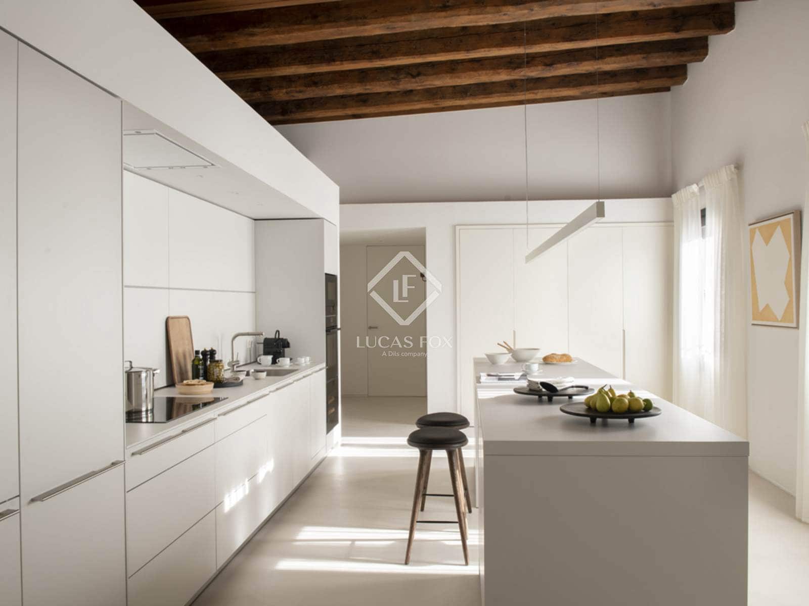 3 slaapkamer Appartement te huur in Barcelona stad met zwembad - € 14.000 (Ref: 8917396)