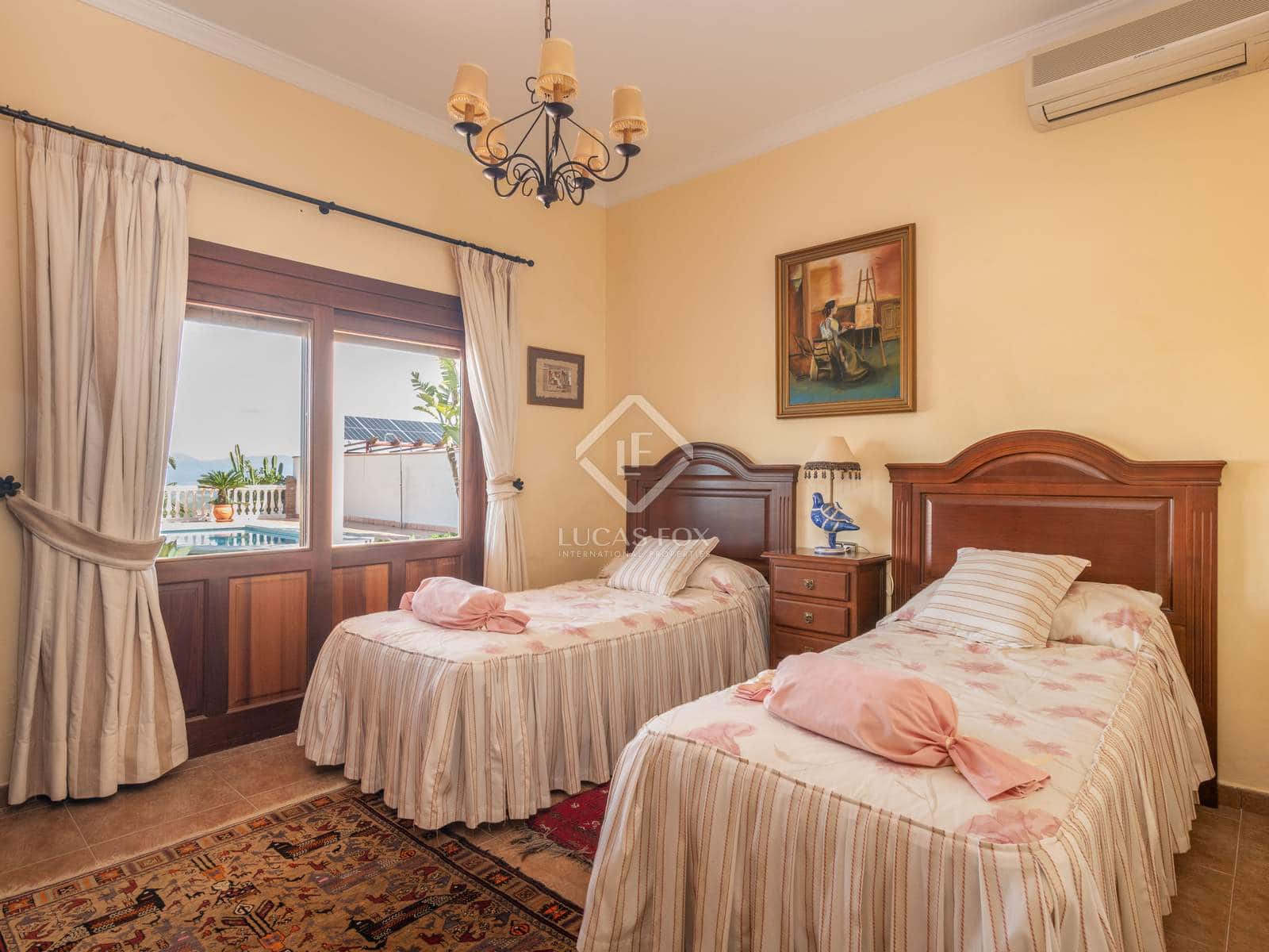 3 soveværelse Villa til salg i Alhaurin de la Torre med swimmingpool garage - € 749.000 (Ref: 8917426)