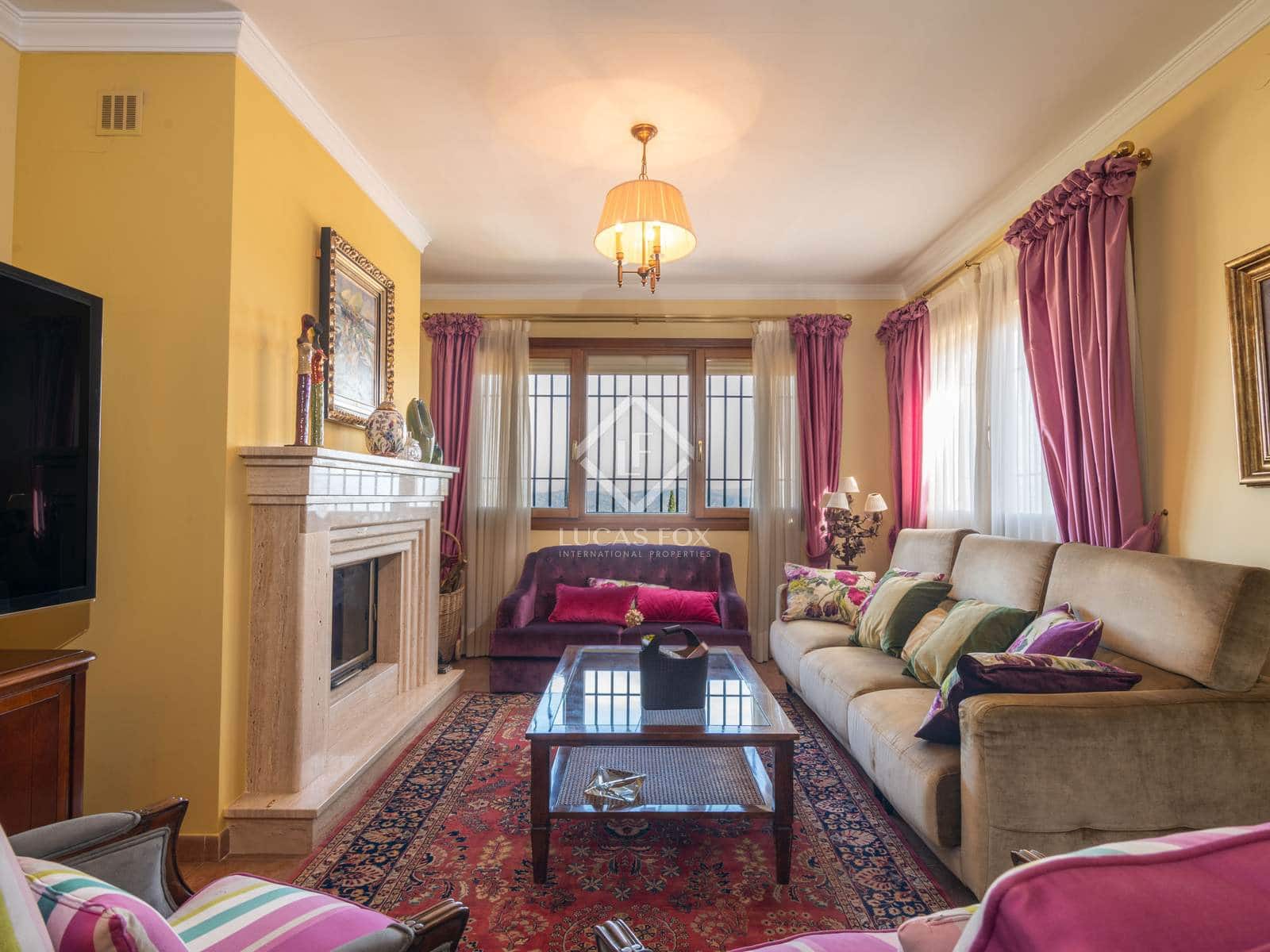 3 soveværelse Villa til salg i Alhaurin de la Torre med swimmingpool garage - € 749.000 (Ref: 8917426)