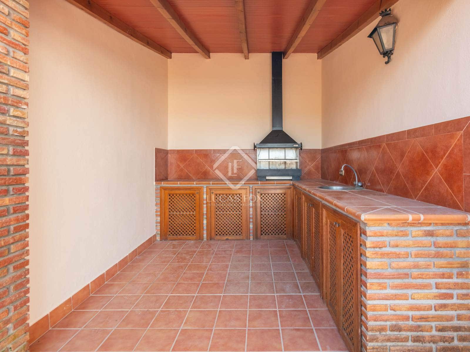 3 soveværelse Villa til salg i Alhaurin de la Torre med swimmingpool garage - € 749.000 (Ref: 8917426)