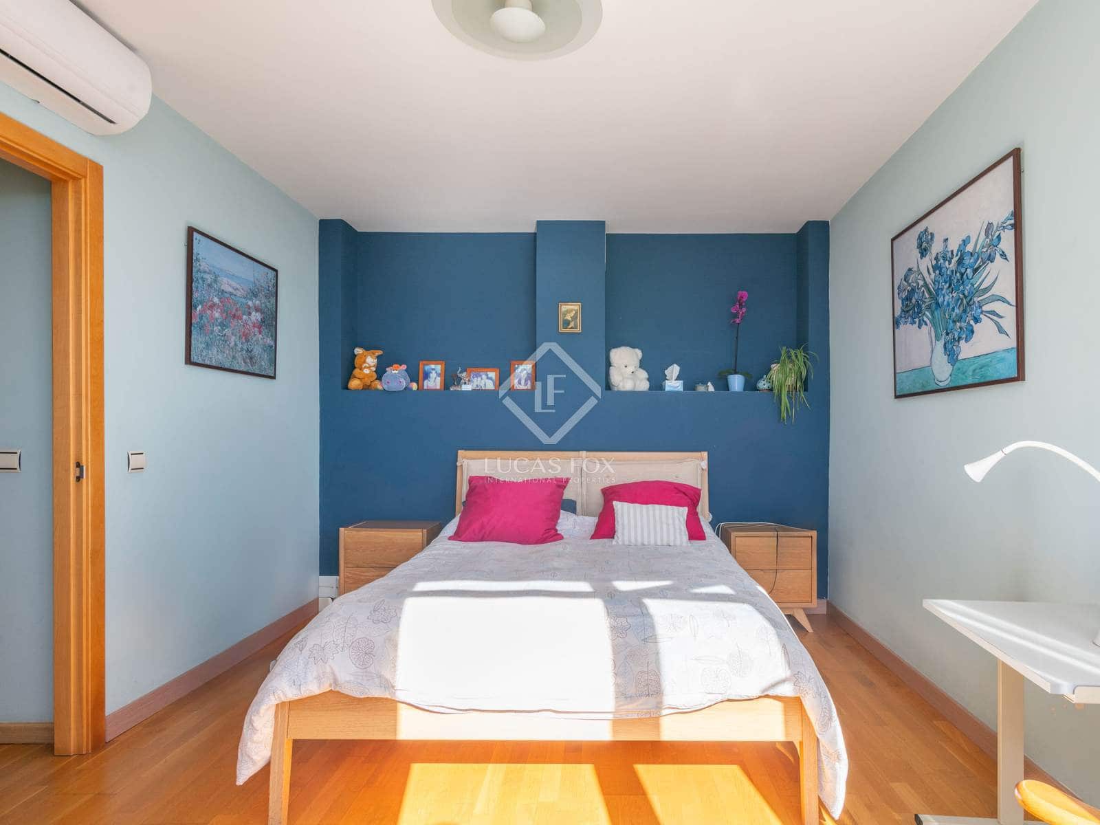 5 slaapkamer Villa te koop in Malaga stad met zwembad garage - € 2.100.000 (Ref: 8917428)