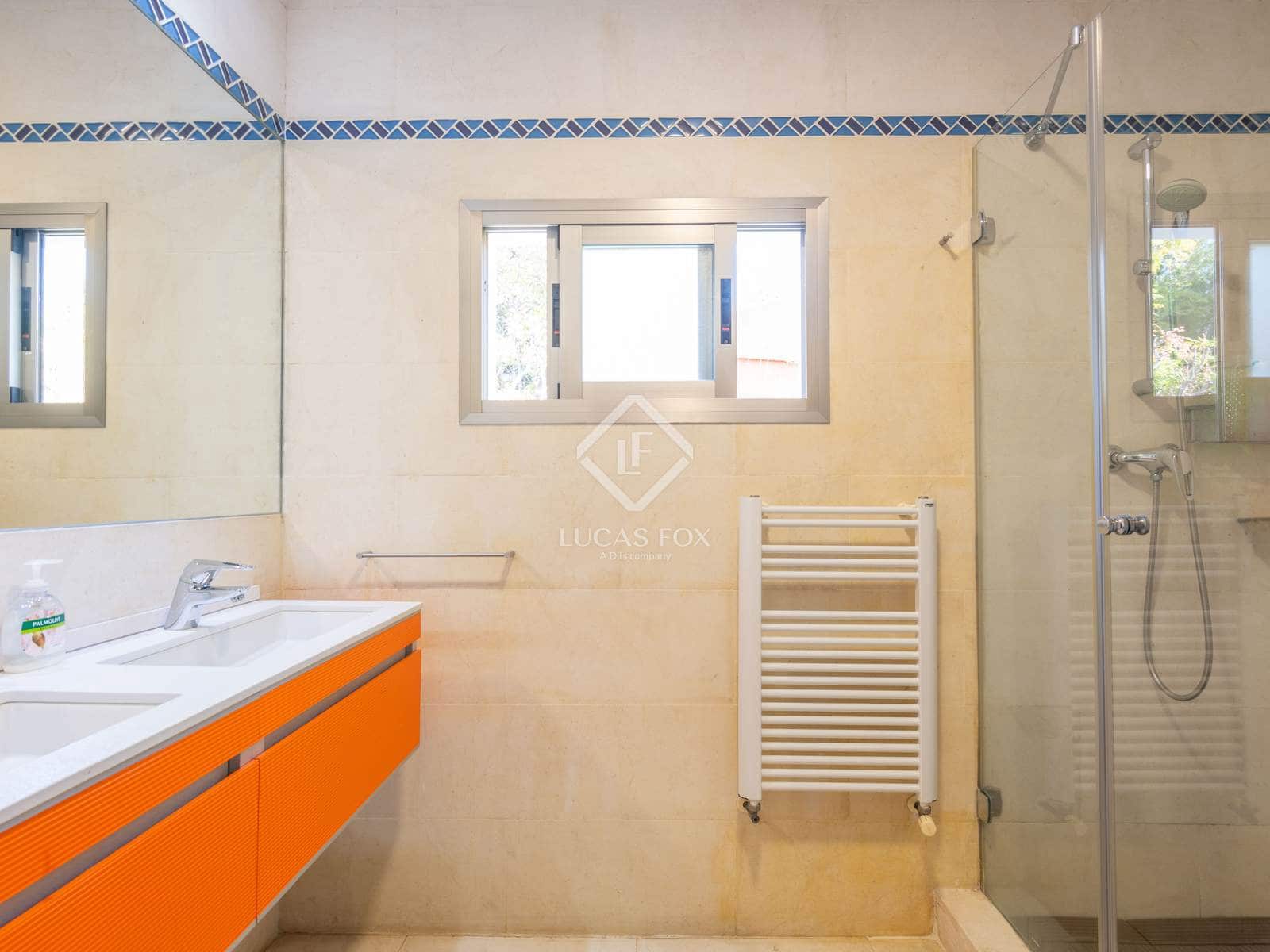 5 slaapkamer Villa te koop in Malaga stad met zwembad garage - € 2.100.000 (Ref: 8917428)