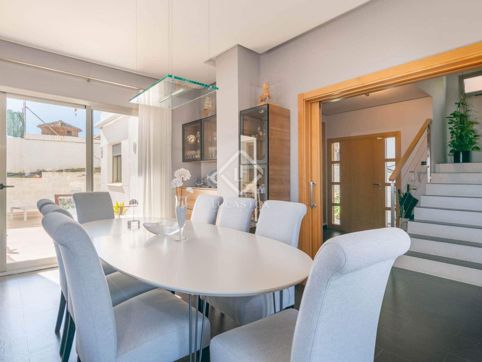 5 slaapkamer Villa te koop in Malaga stad met zwembad garage - € 2.100.000 (Ref: 8917428)