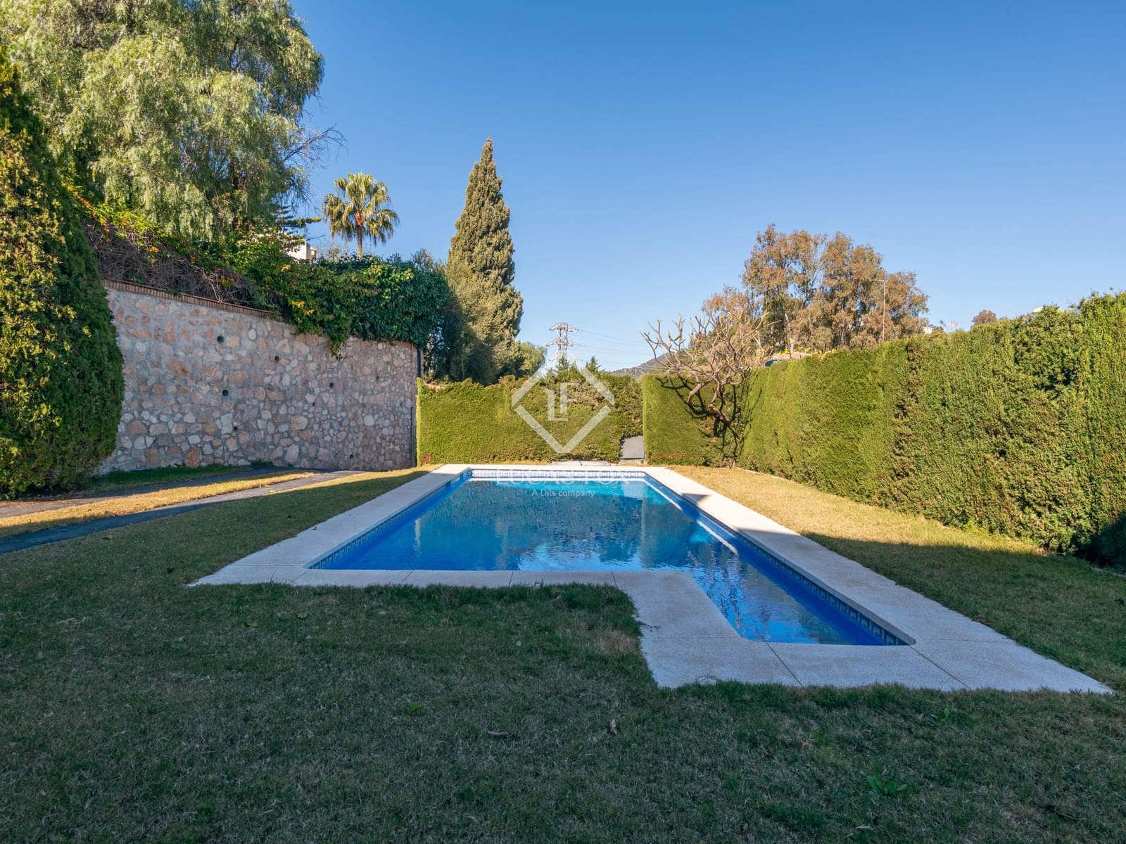 5 slaapkamer Villa te koop in Malaga stad met zwembad garage - € 2.100.000 (Ref: 8917428)