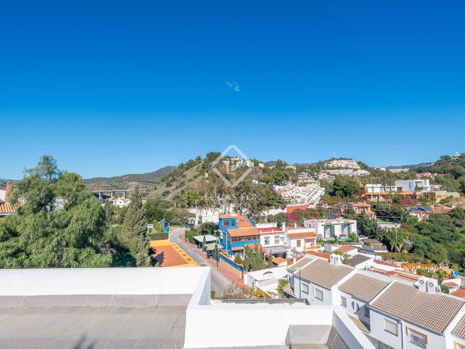 5 slaapkamer Villa te koop in Malaga stad met zwembad garage - € 2.100.000 (Ref: 8917428)