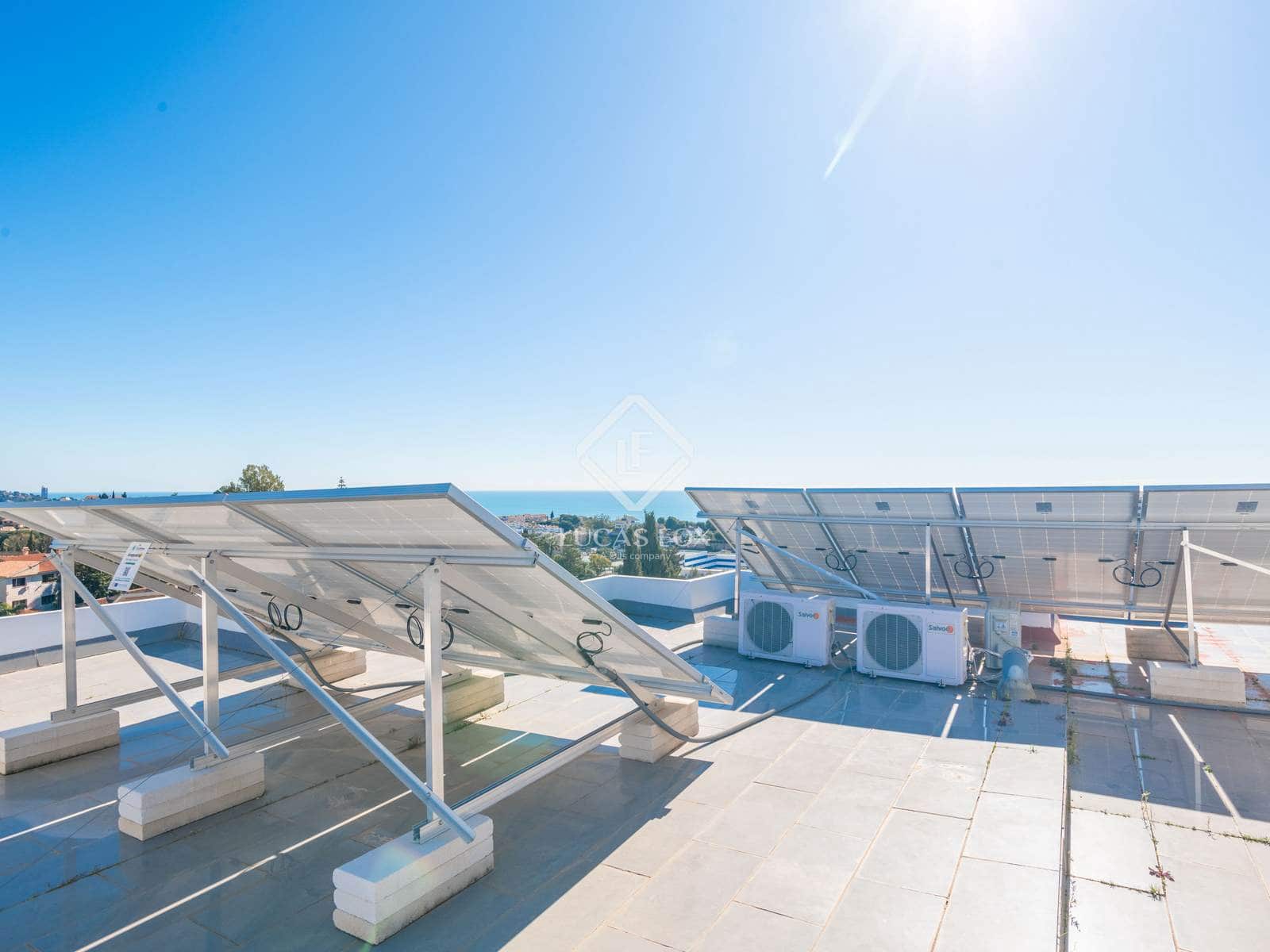 5 slaapkamer Villa te koop in Malaga stad met zwembad garage - € 2.100.000 (Ref: 8917428)