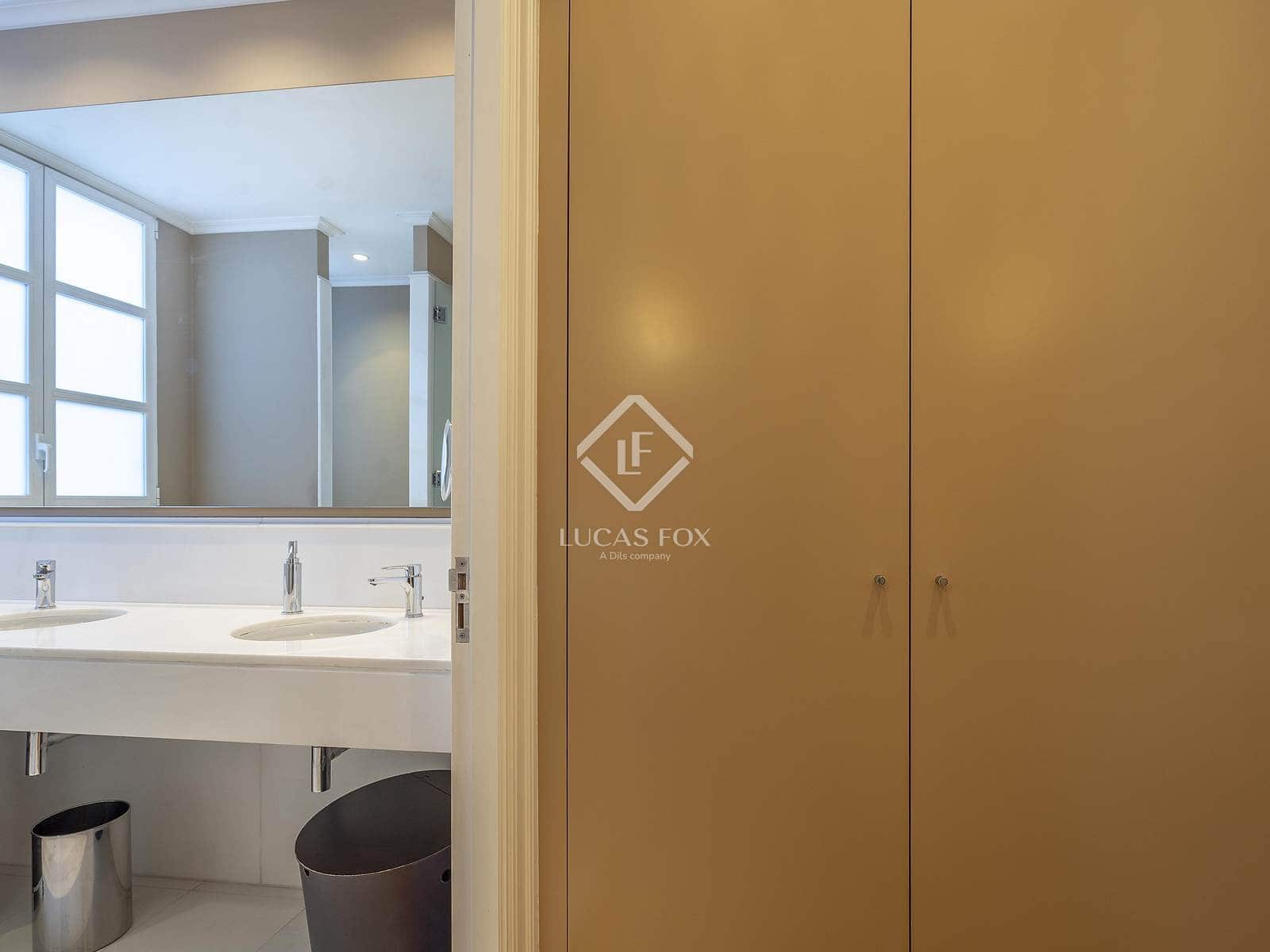 7 slaapkamer Appartement te koop in Valencia stad met garage - € 2.800.000 (Ref: 8917505)