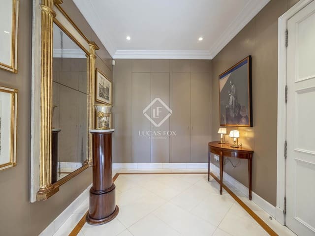 7 quarto Apartamento para venda em Valência cidade com garagem - 2 800 000 € (Ref: 8917505)