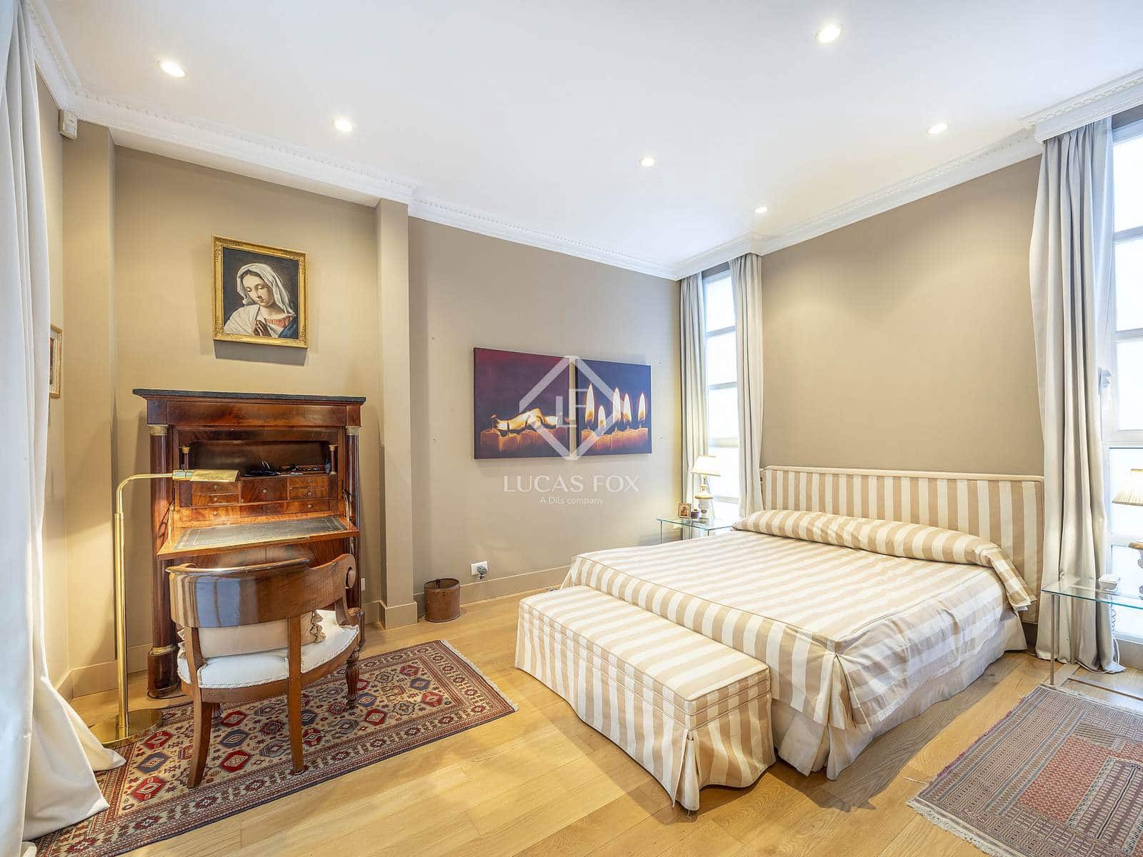 7 slaapkamer Appartement te koop in Valencia stad met garage - € 2.800.000 (Ref: 8917505)