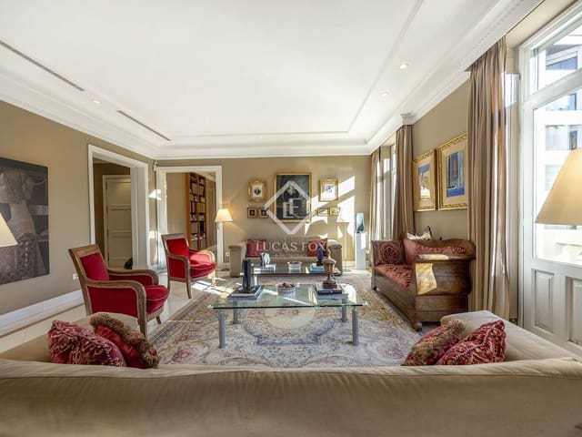 7 quarto Apartamento para venda em Valência cidade com garagem - 2 800 000 € (Ref: 8917505)